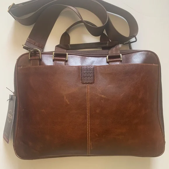BOCONI SLIM ZIPSTER LAPTOP BRIEFCASE NWT